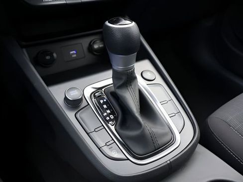 Used 2023 Hyundai Kona SEL image 22