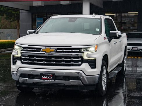 Used 2022 Chevrolet Silverado 1500 LTZ AWD/4WD image 4