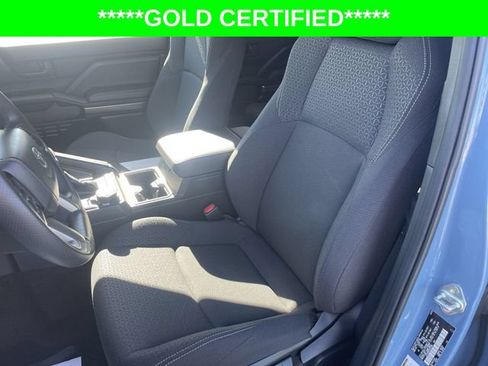 Certified 2025 Toyota 4Runner SR5 AWD/4WD image 17
