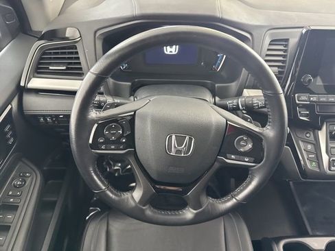 Used 2023 Honda Odyssey Touring image 27