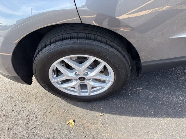 Certified 2023 Ford Edge SEL w/ Convenience Package AWD/4WD image 4
