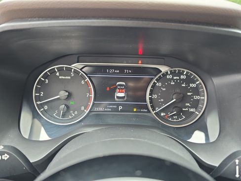 Used 2023 Nissan Rogue SV FWD image 18