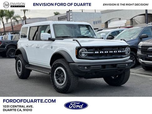 New 2025 Ford Bronco Badlands AWD/4WD image 1