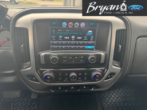 Used 2017 GMC Sierra 1500 SLE w/ Suspension Package, Off-Road image 24