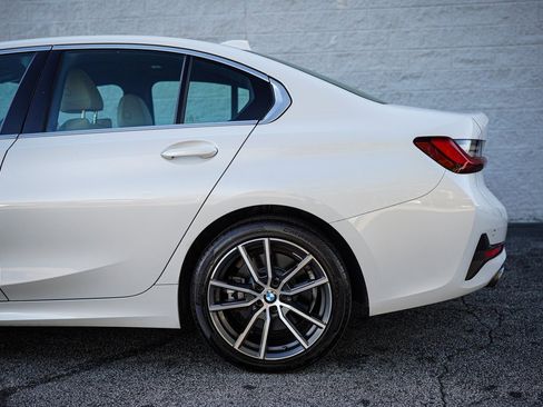 Used 2022 BMW 330i Sedan image 11