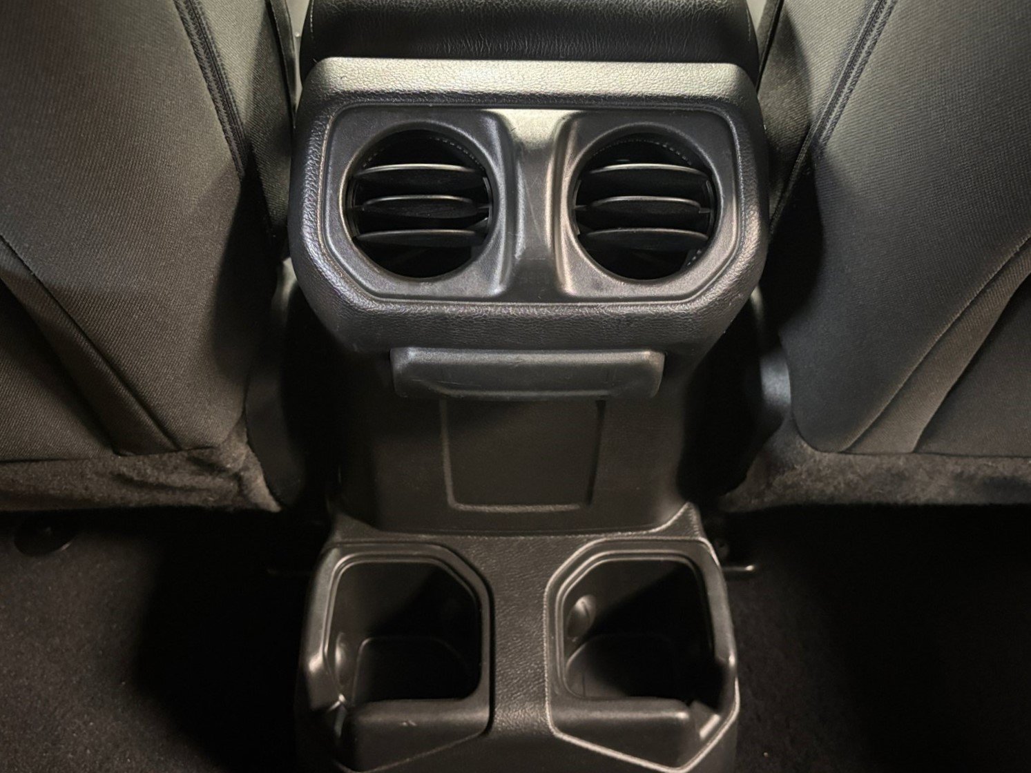 Used 2023 Jeep Wrangler Sport AWD/4WD image 34