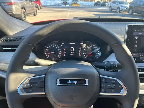 Used 2026 Jeep Compass Limited image 22