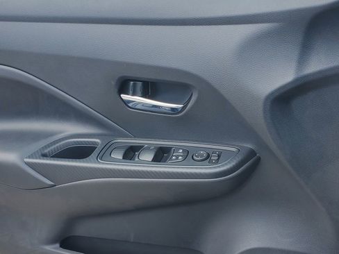 New 2025 Nissan Versa SV w/ Trunk Package FWD image 22