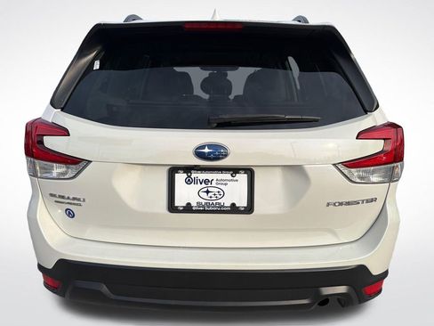 Certified 2023 Subaru Forester Premium AWD/4WD image 13