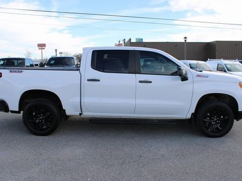 Used 2022 Chevrolet Silverado 1500 LT Trail Boss w/ LT Trail Boss Premium Package image 4