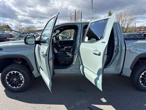 New 2026 Toyota Tundra SR5 AWD/4WD image 18