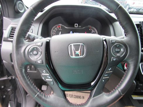 Used 2021 Honda Ridgeline Black Edition image 25