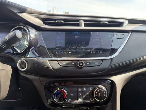 Used 2020 Buick Encore GX Preferred w/ Cold Weather Comfort Package FWD image 13