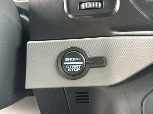 Used 2022 Ford Bronco 2-Door image 32