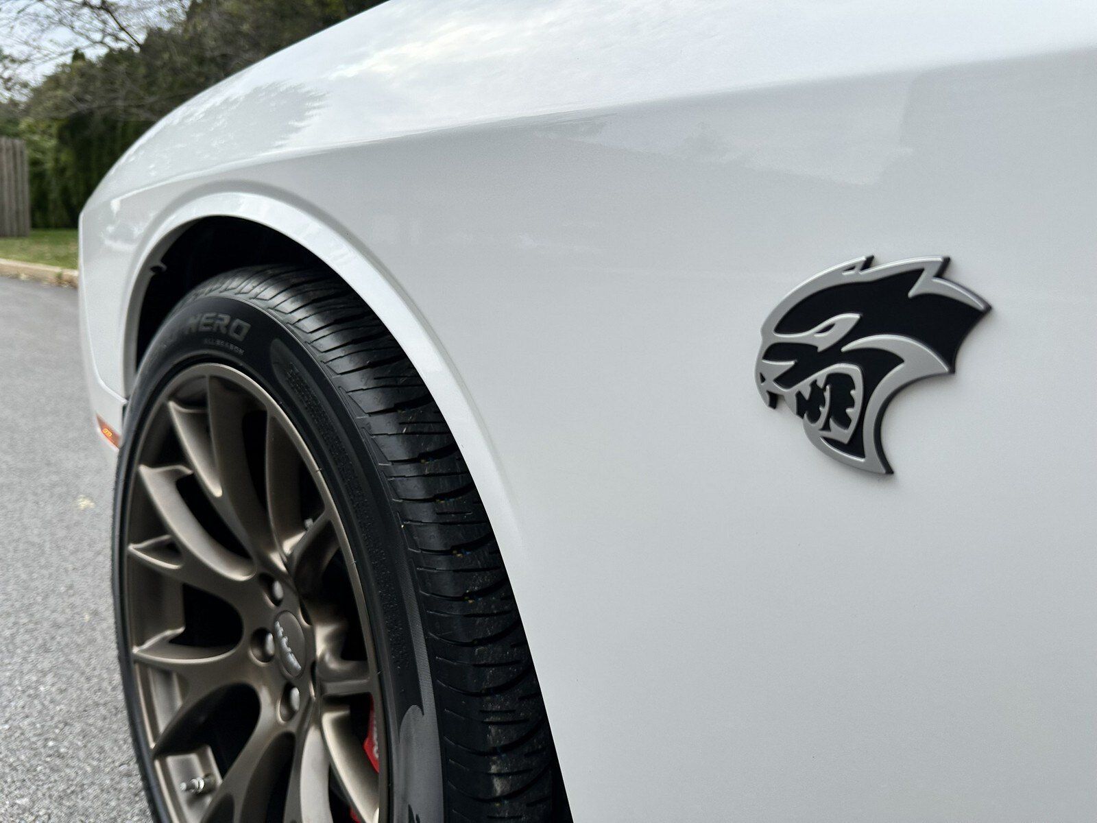 Used 2015 Dodge Challenger SRT Hellcat RWD image 88