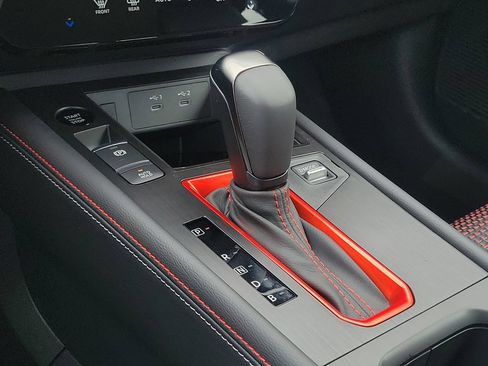 New 2026 Nissan Kicks SR FWD image 28