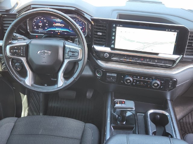 Used 2025 Chevrolet Silverado 1500 RST AWD/4WD image 26
