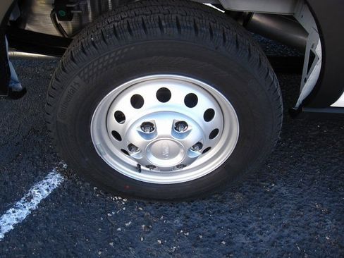 Used 2024 Ford Transit 350 148 Medium Roof AWD w/ Load Area Protection Package image 31