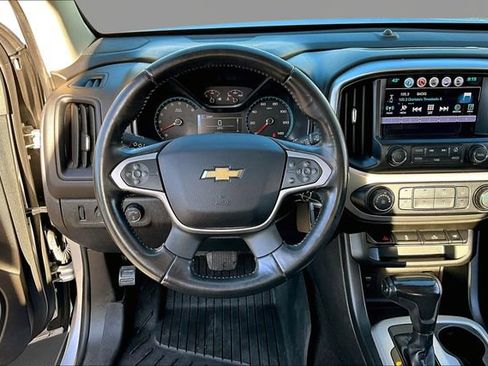 Used 2018 Chevrolet Colorado LT w/ LT Convenience Package image 8
