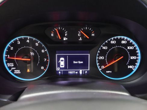 Used 2021 Chevrolet Malibu LT FWD image 39