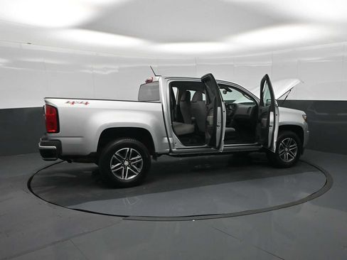 Used 2020 Chevrolet Colorado W/T w/ Custom Special Edition AWD/4WD image 28