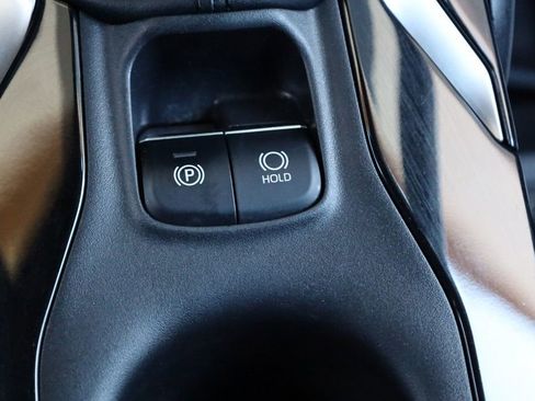 Used 2021 Toyota Corolla XSE image 40