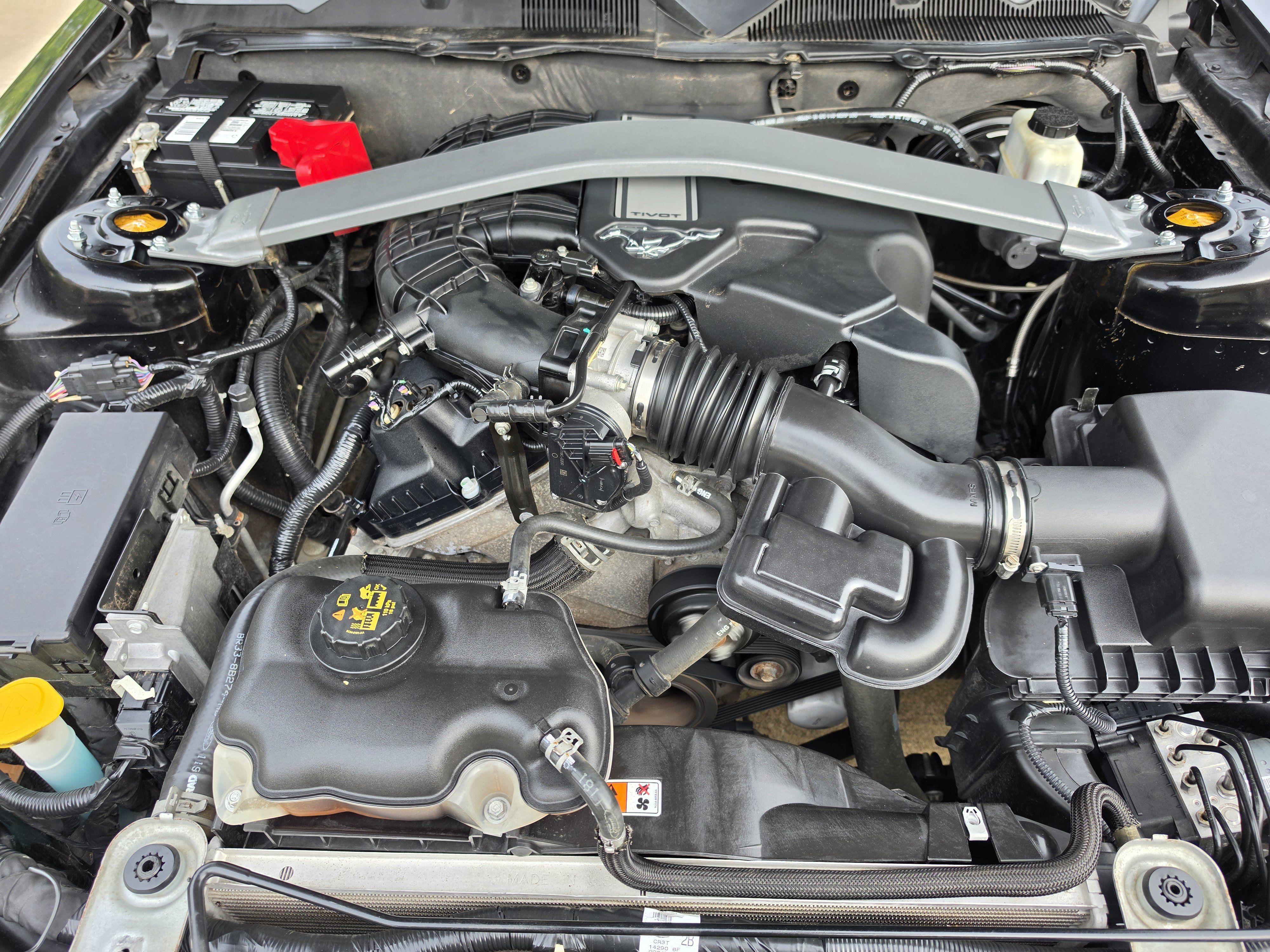 Used 2012 Ford Mustang Premium w/ V6 Performance Pkg RWD image 36