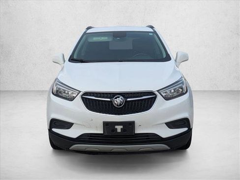 Used 2021 Buick Encore Preferred image 2