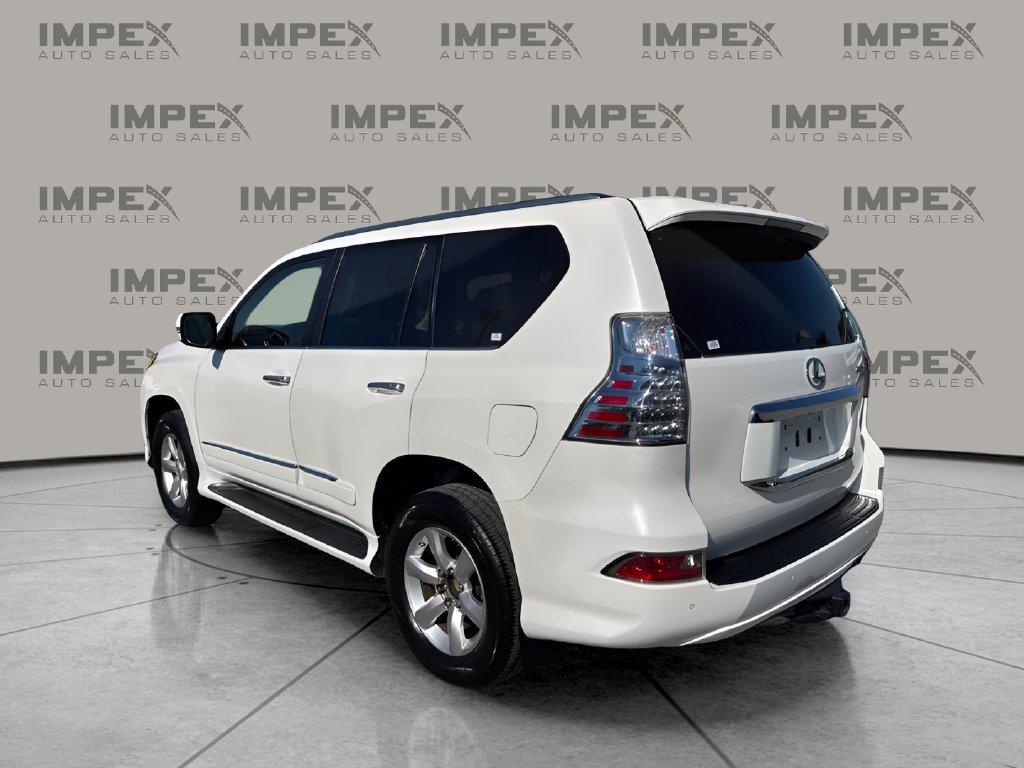 Used 2018 Lexus GX 460 w/ Navigation Package AWD/4WD image 3