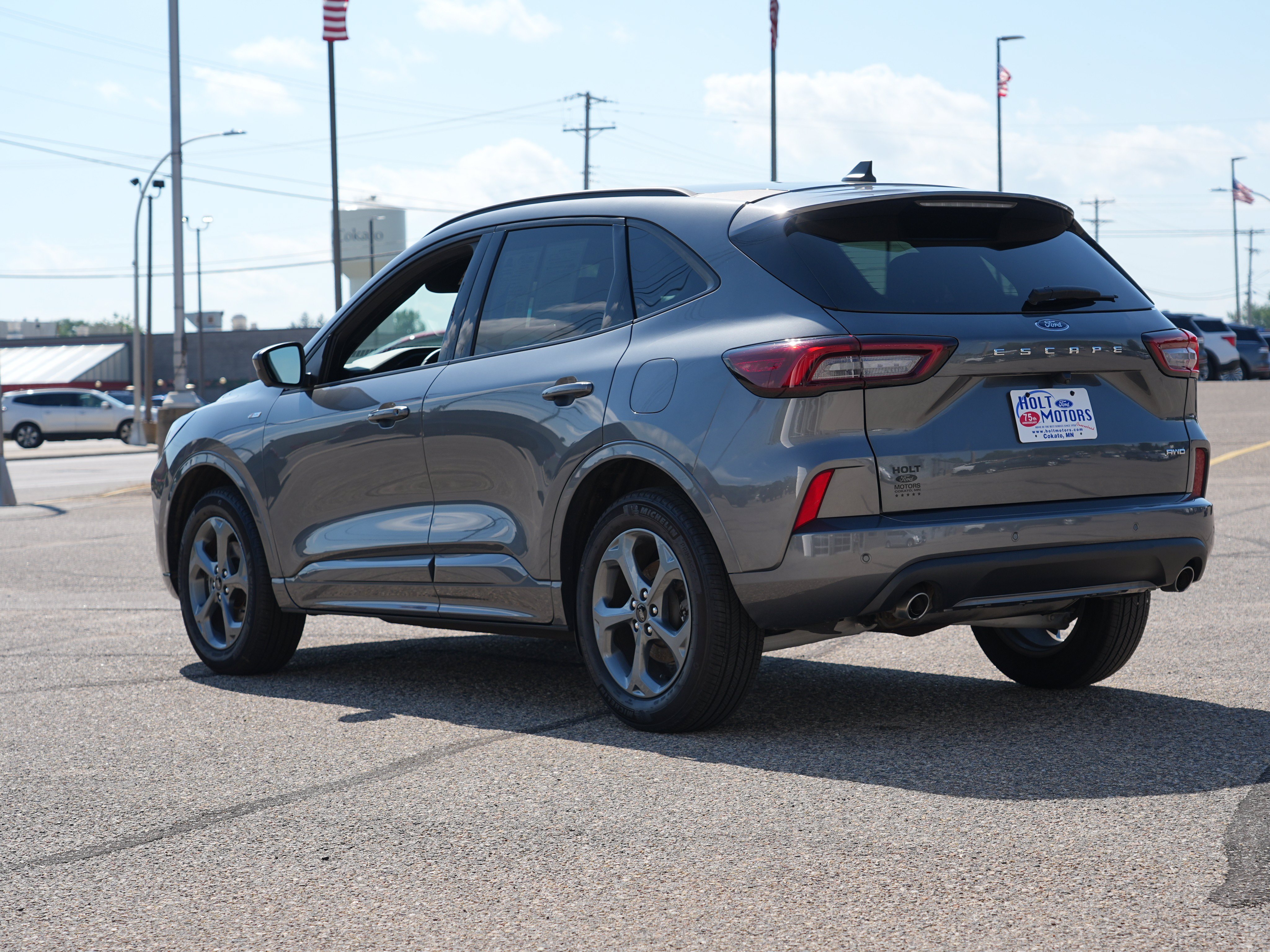 Used 2023 Ford Escape ST-Line Select w/ Tech Pack #2 AWD/4WD image 6