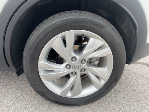 Used 2025 Buick Encore GX Preferred image 25