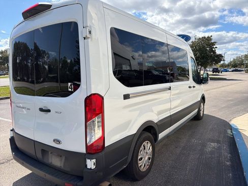 Certified 2022 Ford Transit 350 XLT image 9
