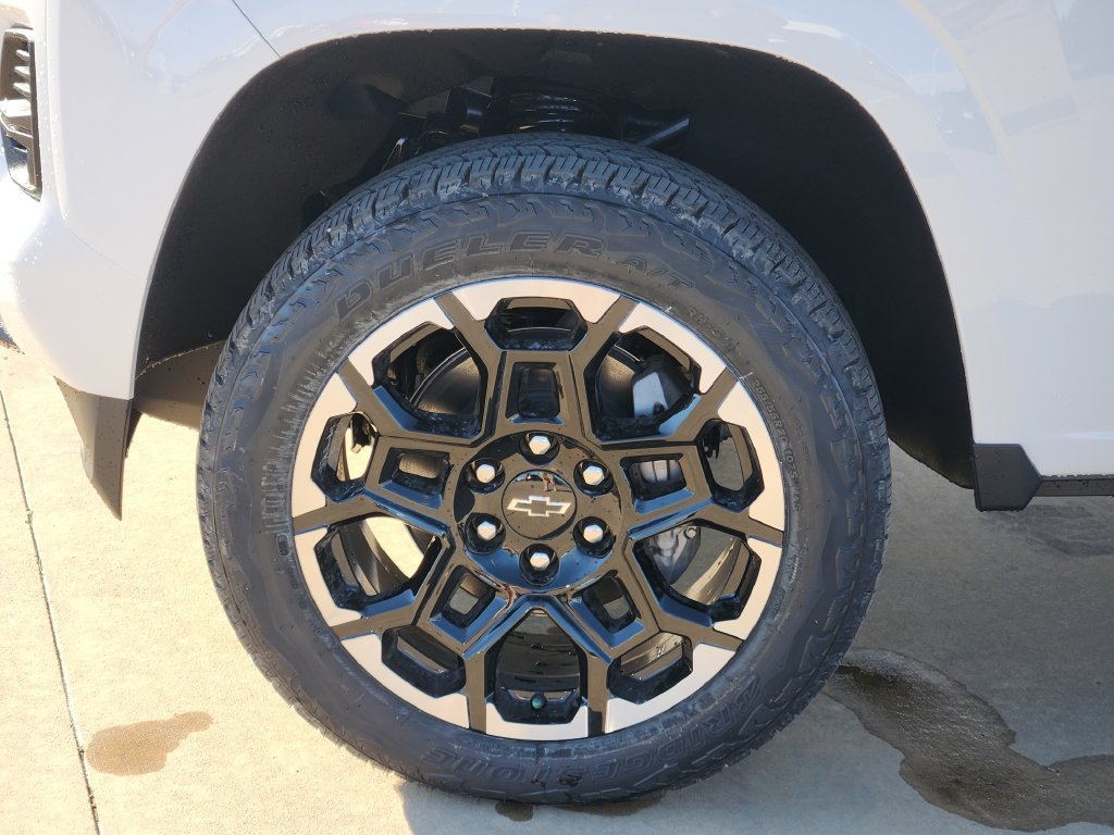New 2026 Chevrolet Colorado Z71 w/ Technology Package AWD/4WD image 8
