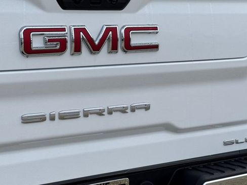 New 2026 GMC Sierra 2500 SLE w/ SLE Value Package; image 32