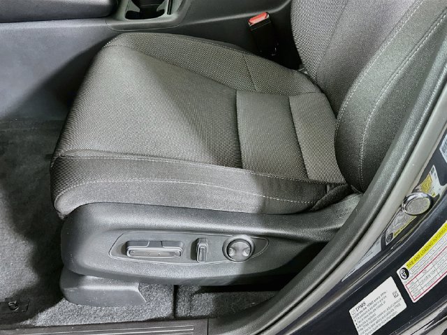 Certified 2026 Honda CR-V EX image 28