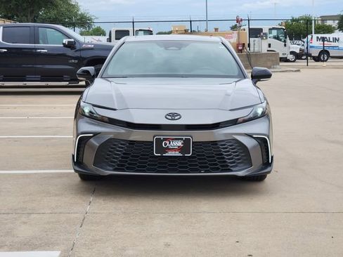 Used 2026 Toyota Camry SE w/ Multimedia Upgrade Package FWD image 10