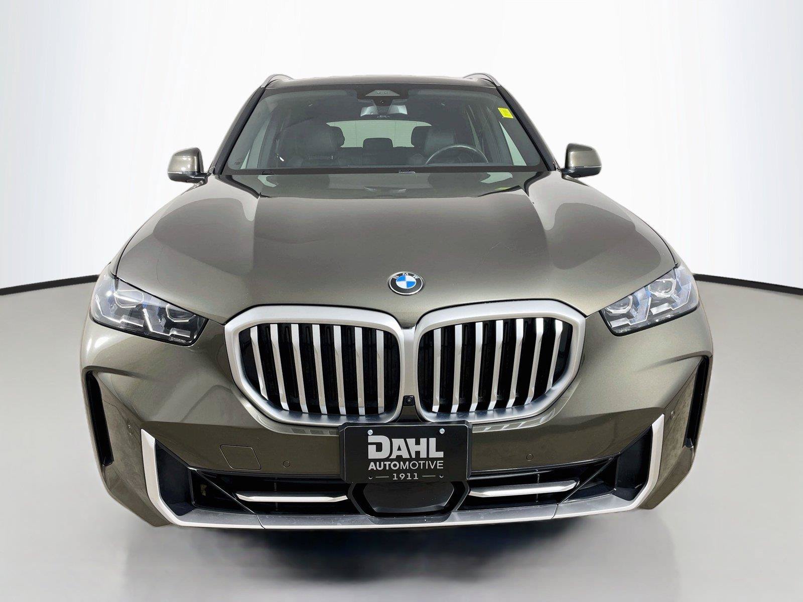 Used 2026 BMW X5 xDrive40i AWD/4WD image 3