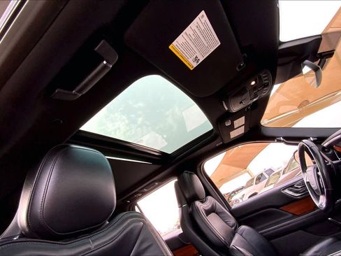 Used 2019 Lincoln Navigator Reserve w/ Cargo Package image 14