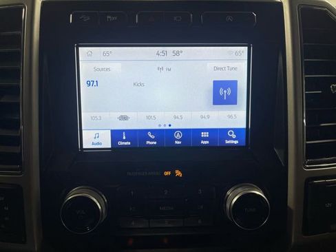Used 2020 Ford F150 Lariat w/ Equipment Group 502A Luxury AWD/4WD image 16