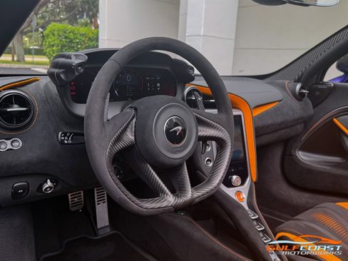 Used 2025 McLaren 750S Spider image 15