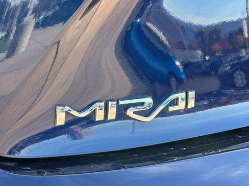 Certified 2019 Toyota Mirai image 35