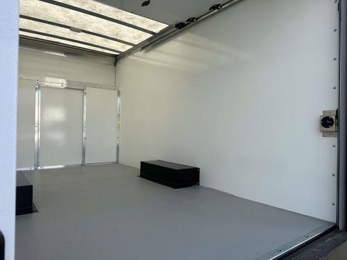 New 2025 Chevrolet Express 3500 w/ Power Convenience Package image 22
