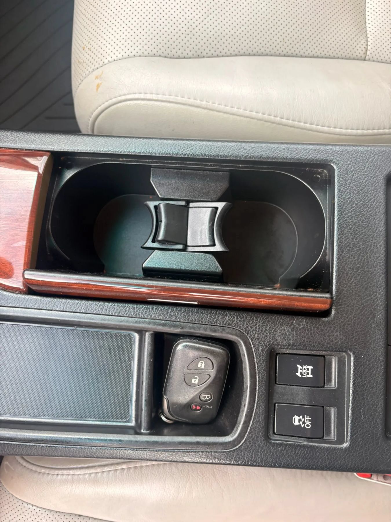 Used 2011 Lexus RX 350 AWD w/ Premium Pkg image 26