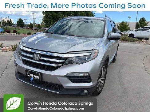 Used 2016 Honda Pilot Elite image 4