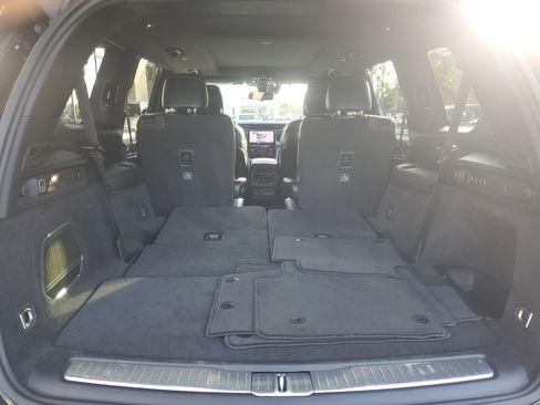 Used 2021 Jeep Grand Cherokee L Overland w/ Luxury Tech Group IV image 8