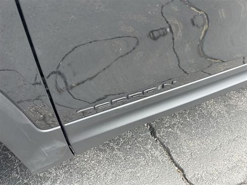 Certified 2023 GMC Terrain SLE w/ Driver Convenience Package FWD image 30