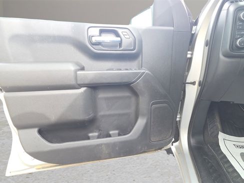 Used 2022 Chevrolet Silverado 1500 Custom image 28