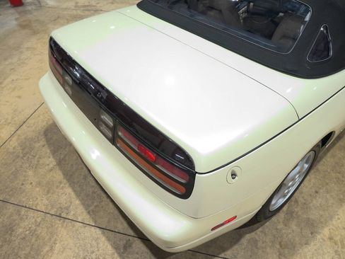 Used 1993 Nissan 300ZX Convertible RWD image 31