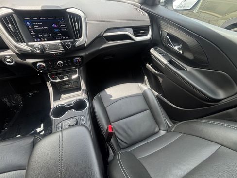 Used 2024 GMC Terrain SLT AWD/4WD image 37