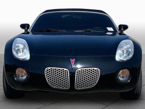 Used 2007 Pontiac Solstice Convertible w/ Premium Package RWD image 3
